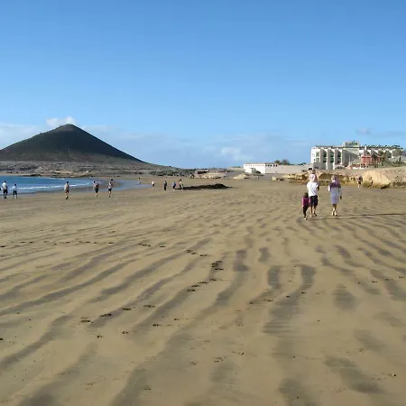 Beach Front Seaview Wifi 公寓 厄尔梅达诺